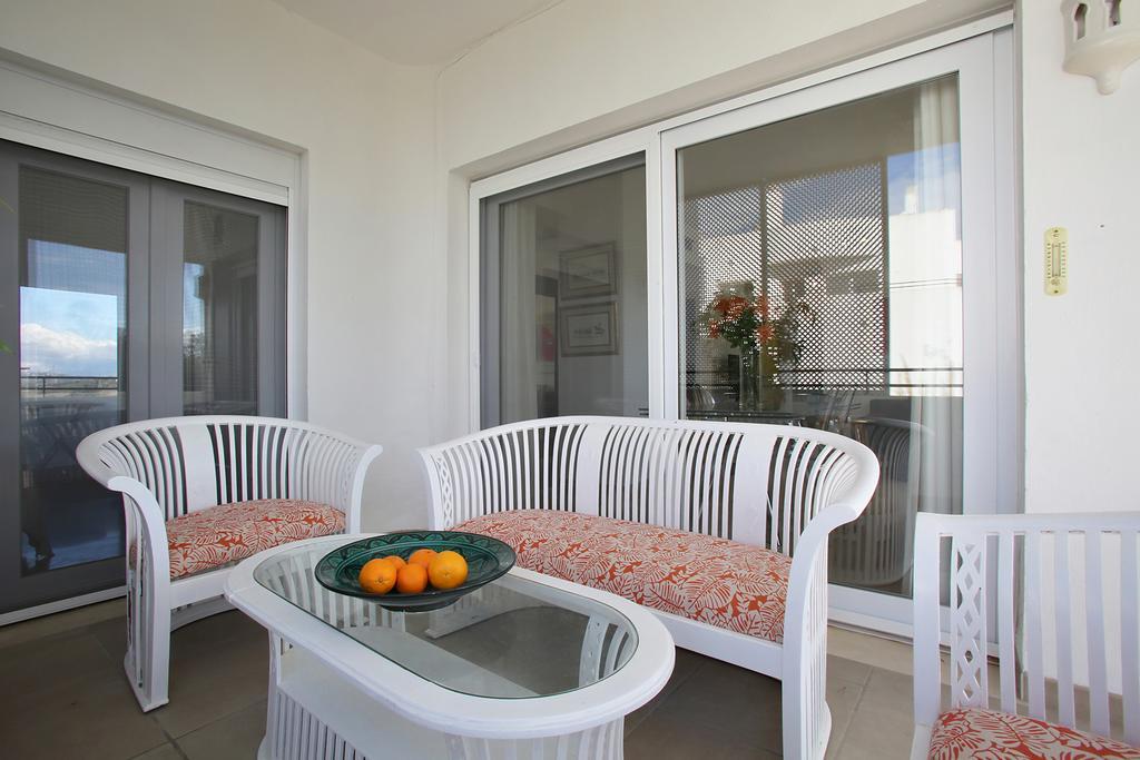 Sunny Golf Apartment Естепона Екстериор снимка