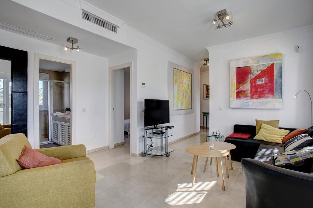 Sunny Golf Apartment Естепона Екстериор снимка